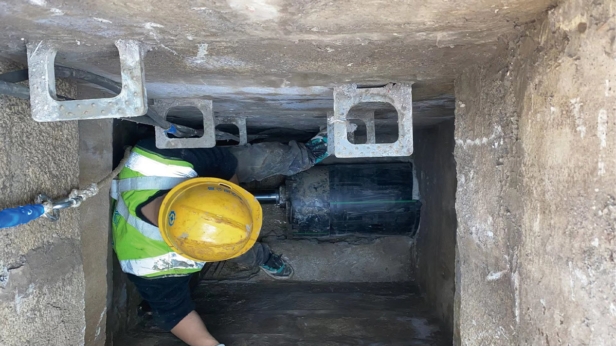 钦南HDPE短管内衬法